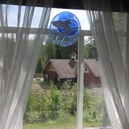 Majatalo Veikeae Vuohi Hotel Lieksa Buitenkant foto